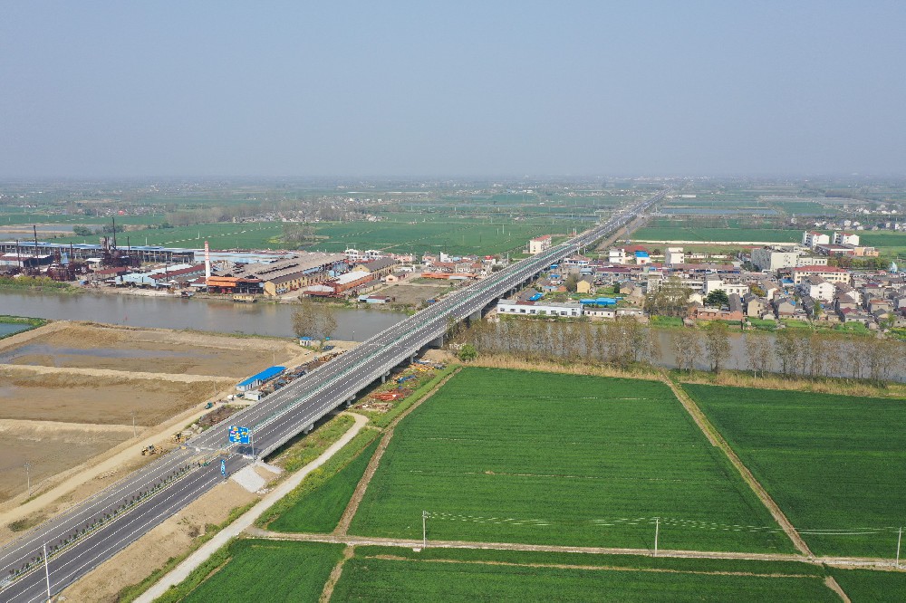 高郵333省道東段改擴(kuò)建工程三陽(yáng)河大橋